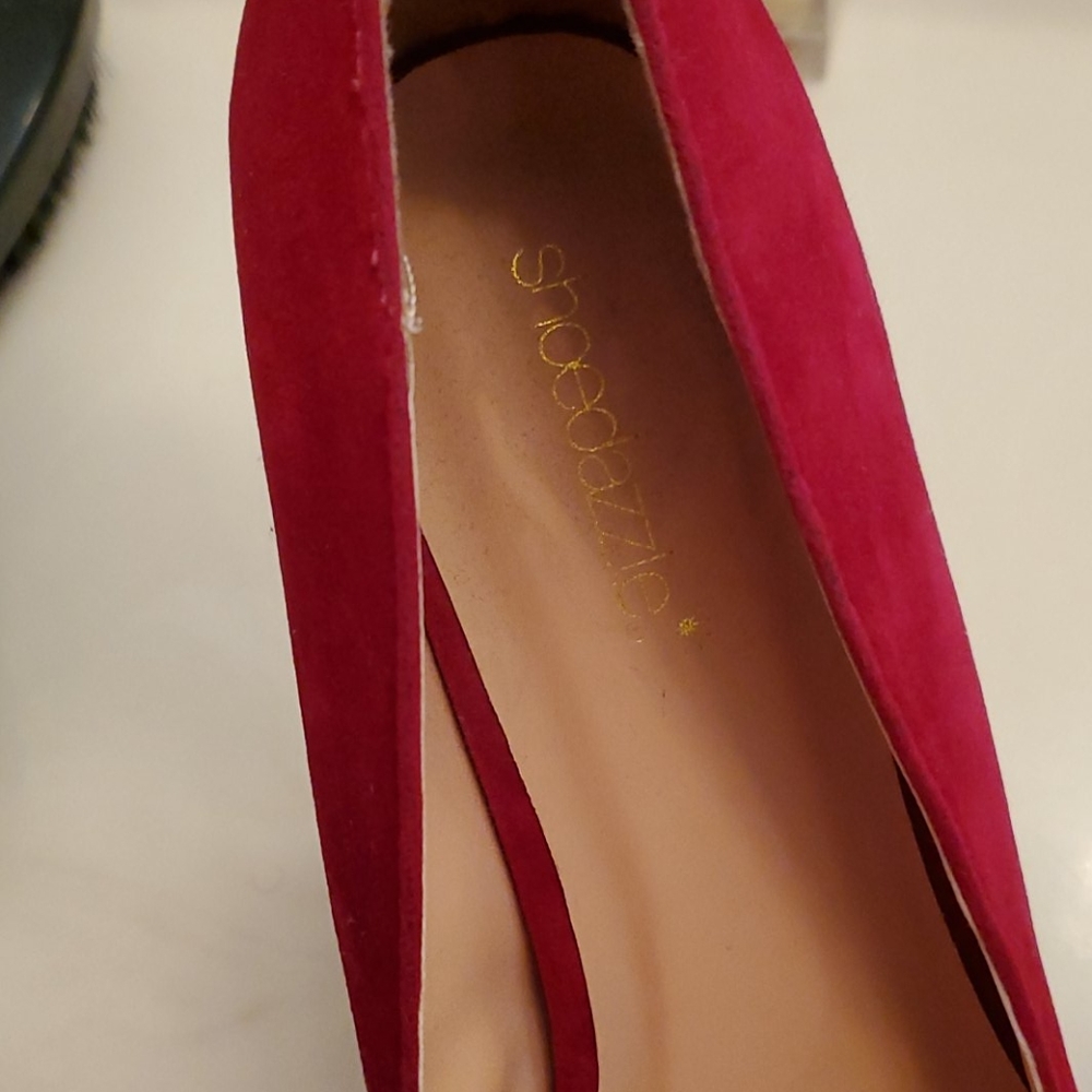 Heels - Picture 5 of 5